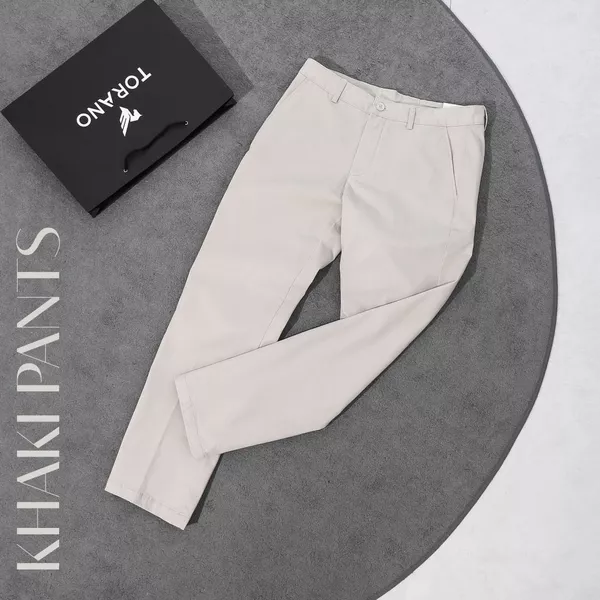 Quần Kaki Nam KHAKI PANNTS Torano túi chéo basic regularfit cúc rập logo Không Phai Màu GABK503