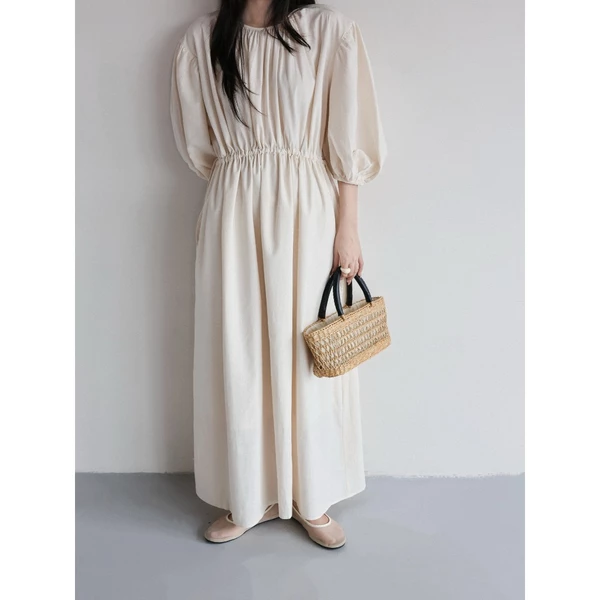 Đầm dài linen hàn nhún cổ, rút dây eo tay phồng 𝐒𝐎𝐌𝐒 | 𝐌𝐞𝐫 𝐃𝐫𝐞𝐬𝐬