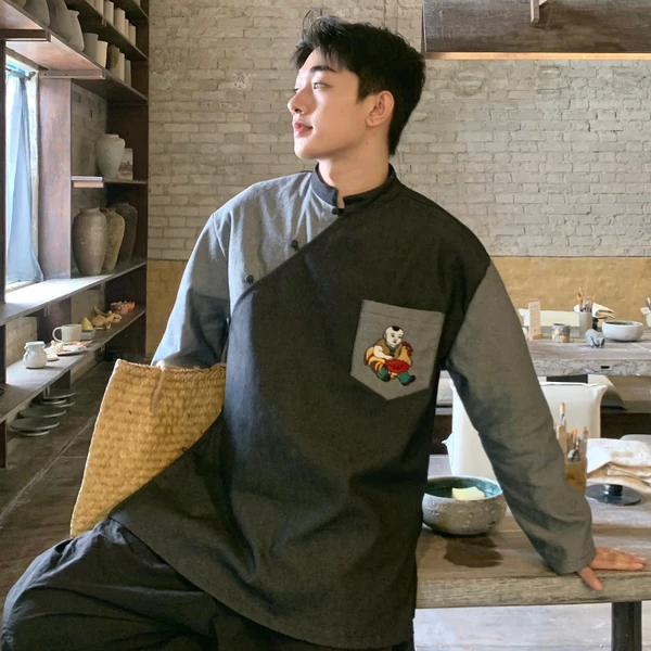 Aó cách tân YELLOW FLICKER họa tiết thêu "CHUBEOMGA" denim đen unisex