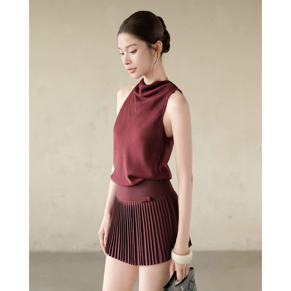 RUBIES Kiwi Top - Áo Kiểu Nữ Vải Lụa Vân Sát Nách Cổ Đổ Nhẹ