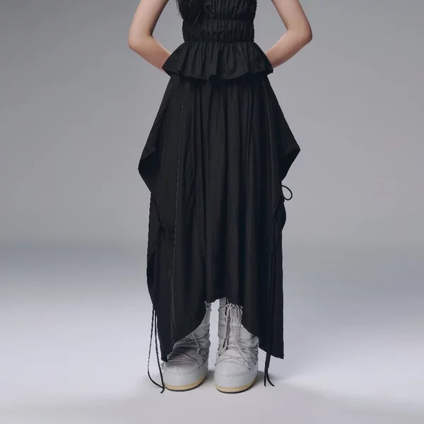 TWYLA SKIRT (BLACK) BunnyHill SSLP19a