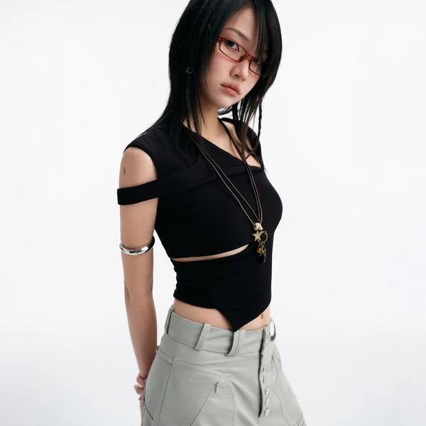 REMI TOP (BLACK) BunnyHill SSDRS06