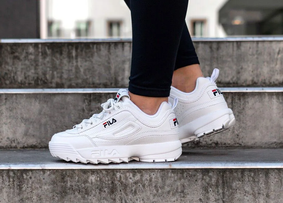 "Chunky Sneaker" - Xu hướng của những ông bố lên nền thời trang thế giới