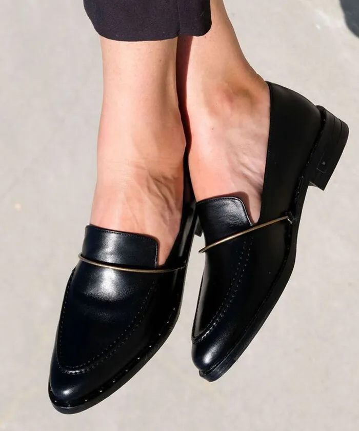 Giày loafer nữ mũi nhọn