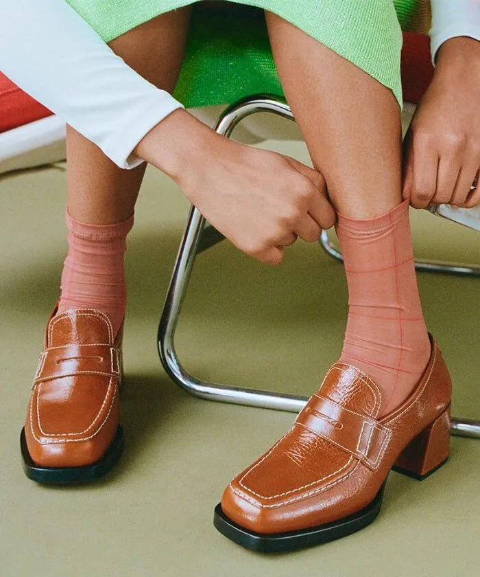 Giày loafer nữ cổ điển