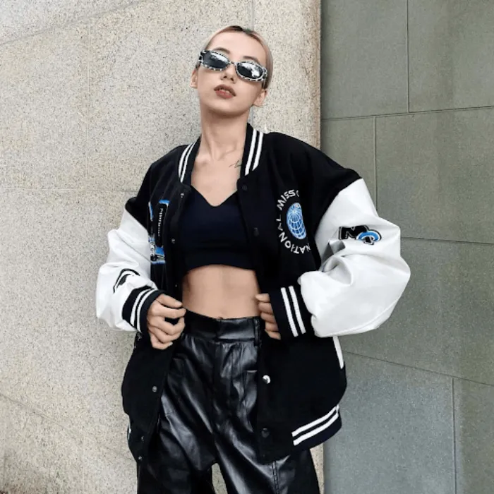 TOP 8 vasity local brand được săn đón nhất hiện nay