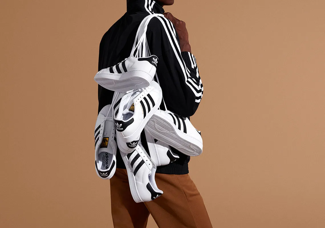 adidas hé lộ về kế hoạch đình đám mừng kỉ niệm 50 tuổi của thiết kế SUPERSTAR