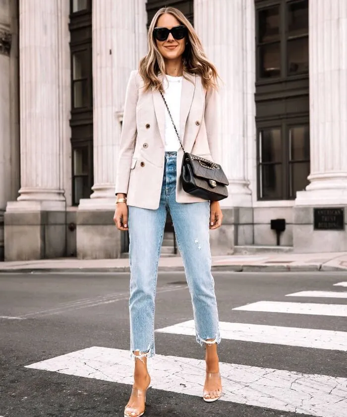 Phối đồ với blazer nữ cùng quần jean ống đứng