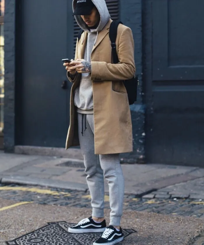 Hoodie + giày Vans