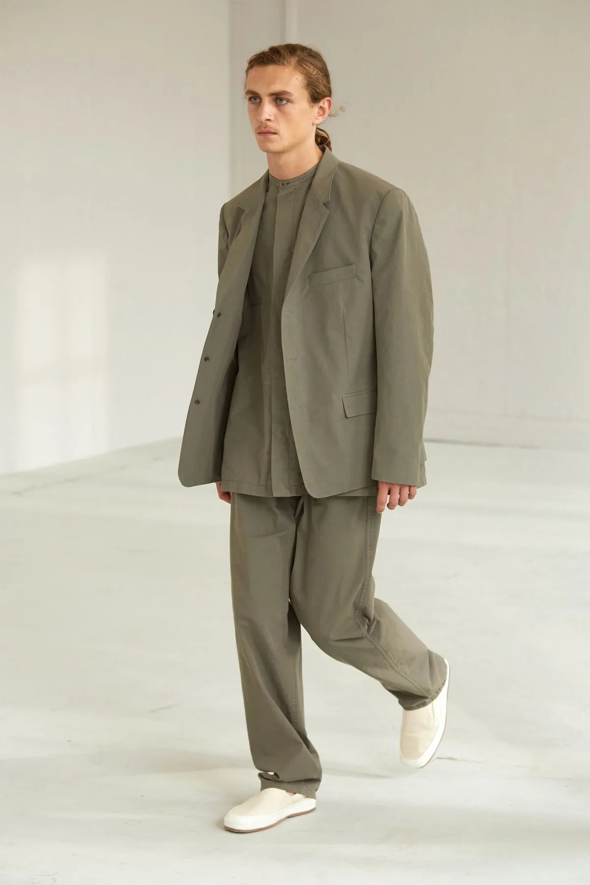 [FASHION TIPS]﻿ Blazer - Thời trang đa dụng cho cả nam và nữ