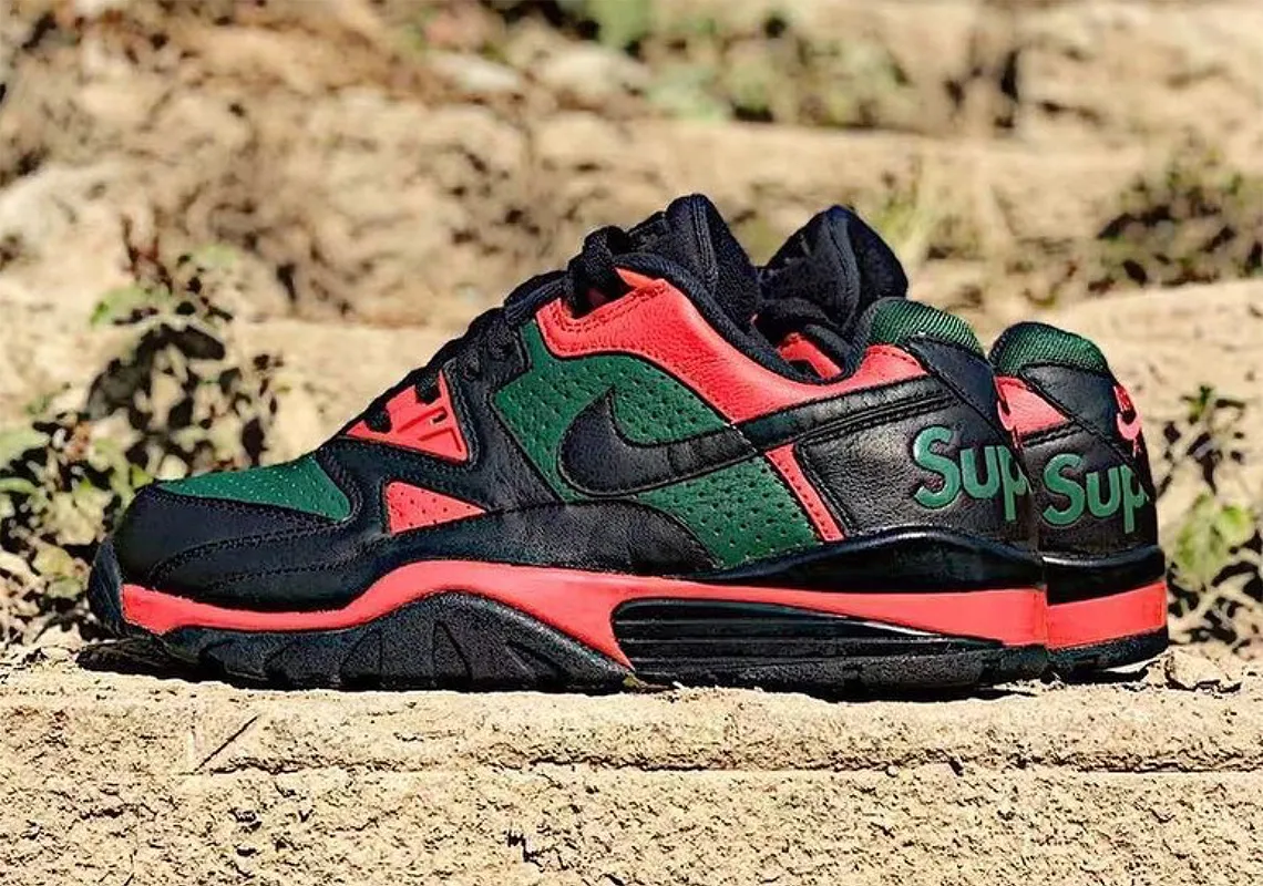 Supreme x Nike Air Cross Trainer 3 - Một thử nghiệm mới ngoài dự đoán