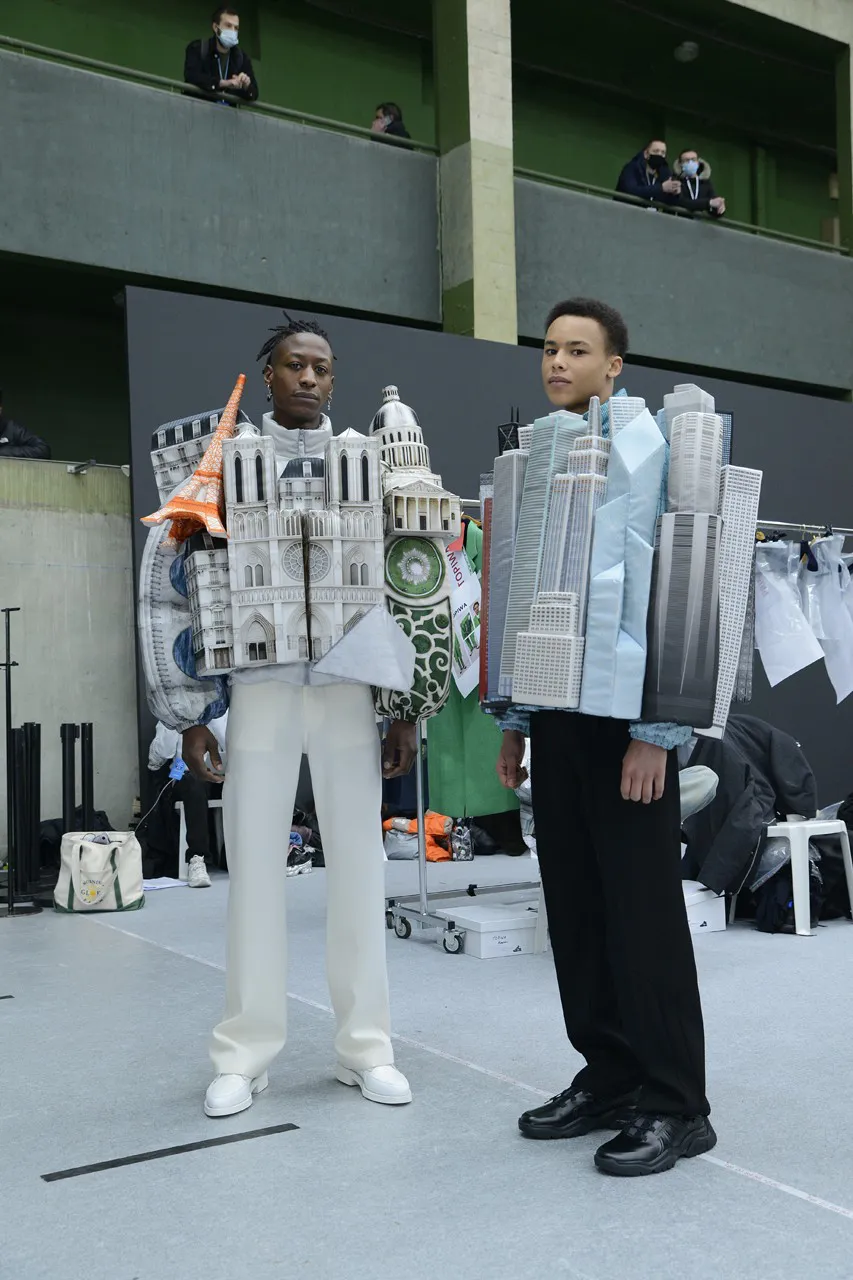 Virgil Abloh kể lại sứ mệnh bản thân thông qua BST Louis Vuitton Men Thu Đông 2021