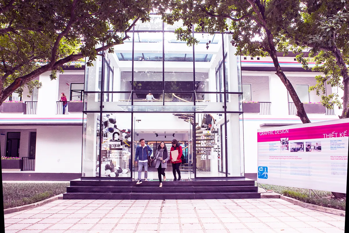 Điểm qua những đồ án tốt nghiệp ấn tượng tại LCDF Graduate Fashion Week 2020