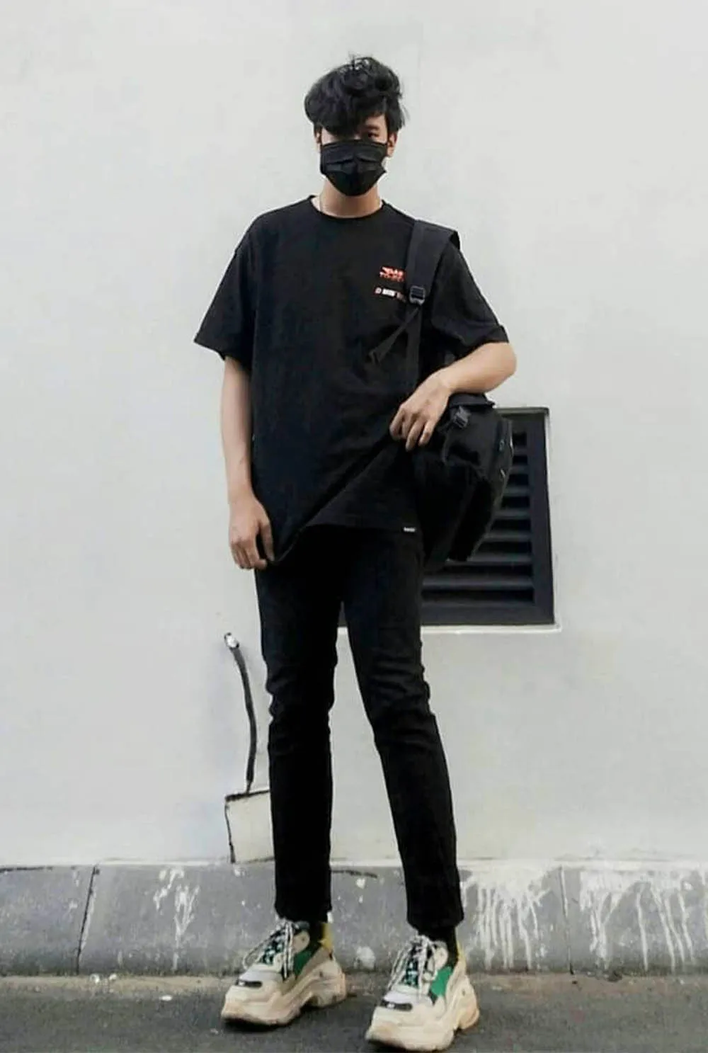 Ho Van Hau / 16 / Student / pow_wety