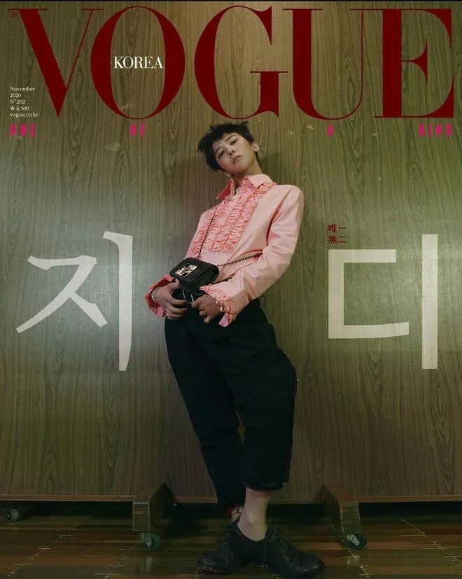 Màu hồng cũng được G-Dragon “lăng xê” ngay trên tạp chí Vogue Hàn Quốc