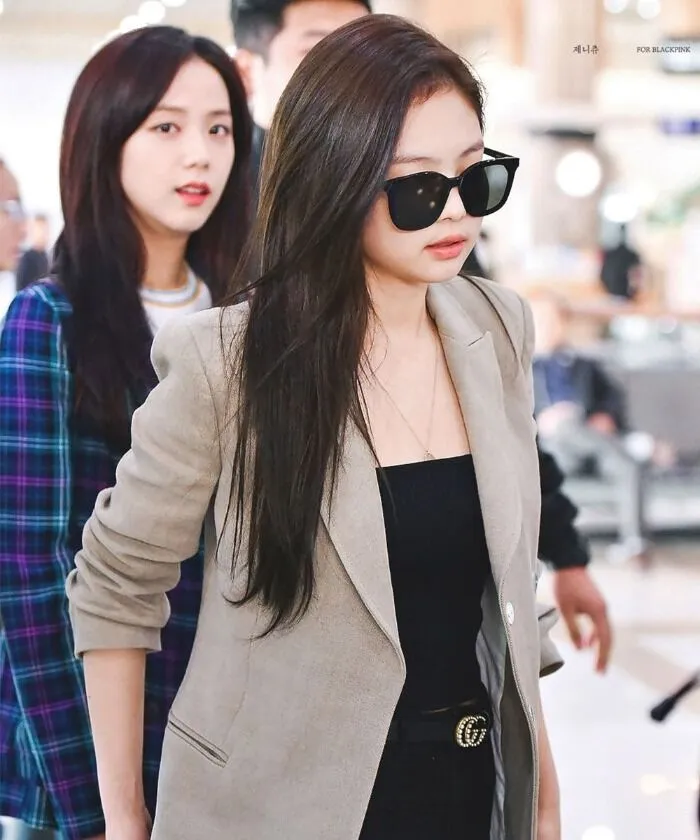 Thời trang sân bay của Jennie Blackpink