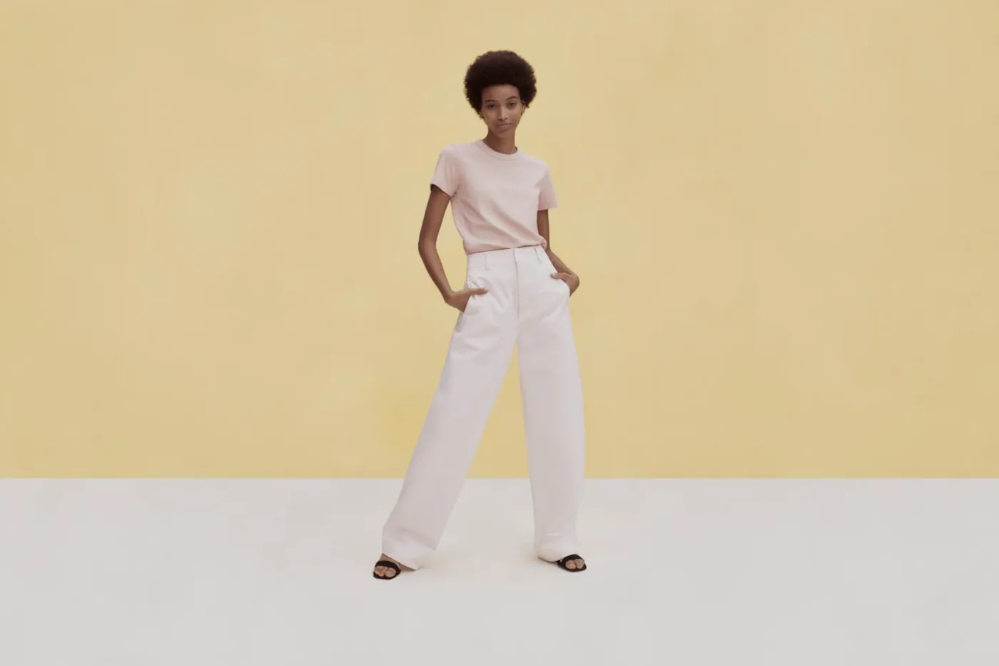 UNIQLO ra mắt BST mới hứa hẹn gây bão cộng đồng yêu thời trang tối giản