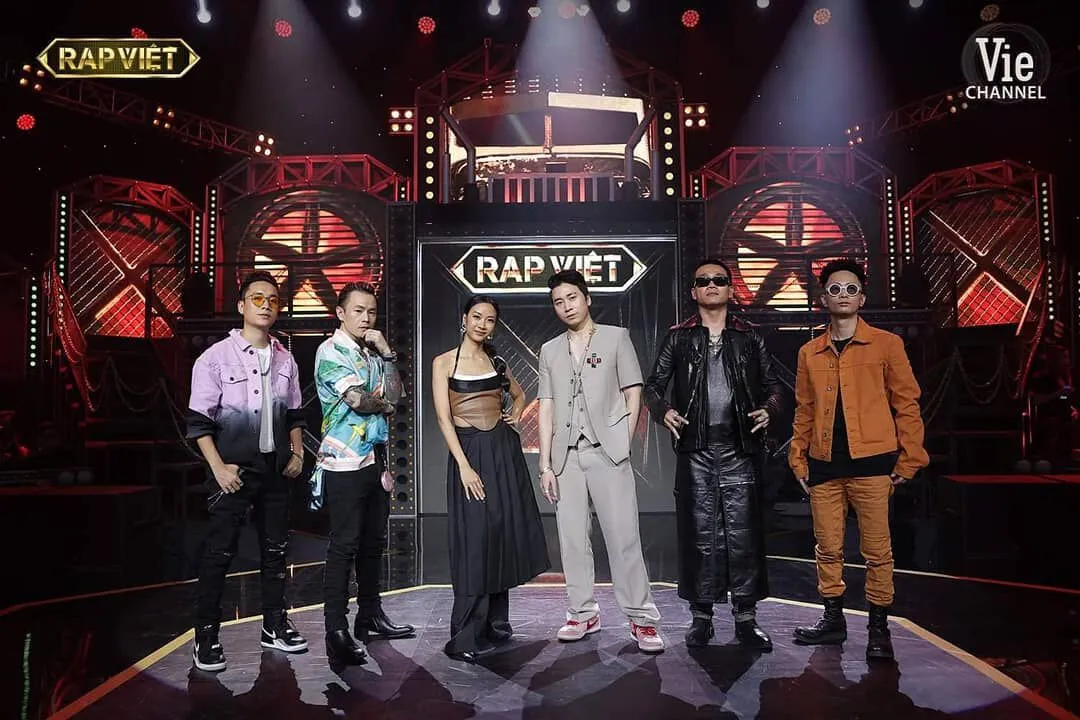 Rap Việt vòng Bứt phá: Binz cũng “bứt phá” không kém với đồng hồ tiền tỷ