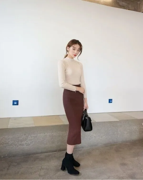 Noel 2021 giới trẻ mặc gì? Gợi ý 10+ outfit Giáng Sinh cực ấn tượng