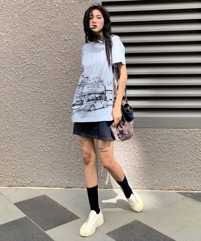 Cách phối đồ street style với áo T-shirt cho nữ