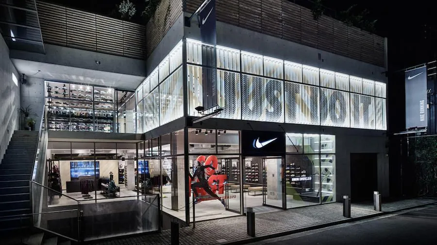 Logo của Nike được thay đổi nhằm hưởng ứng làn sóng chống dịch