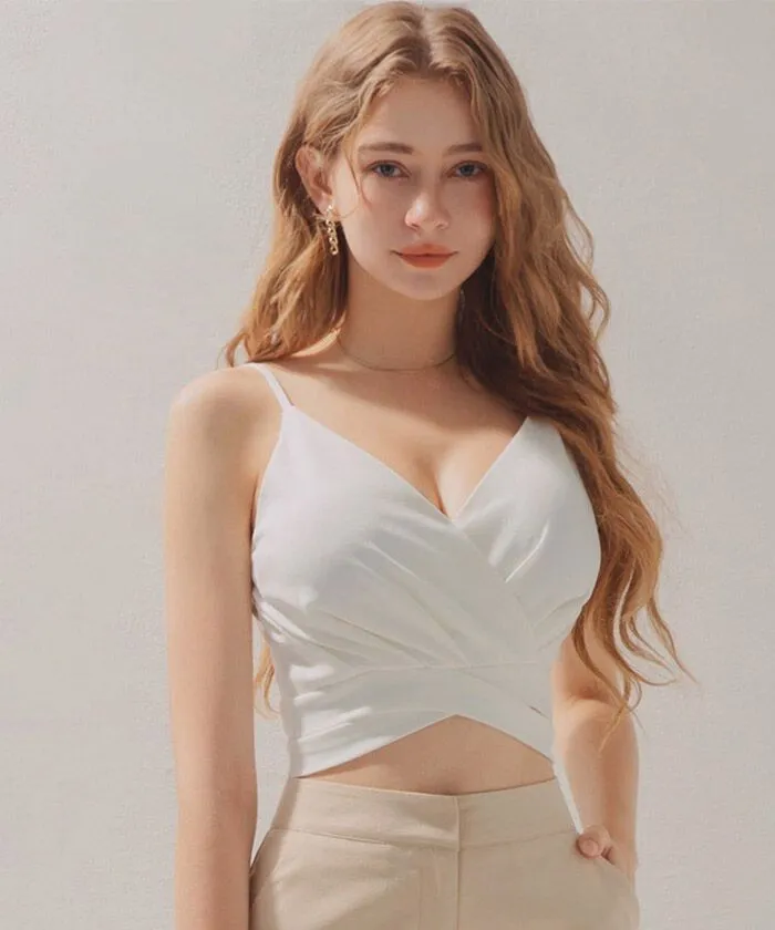 Phối đồ với áo croptop tay dài