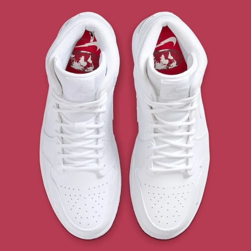 "Nike Swoosh On Tour" - Một phiên bản Air Jordan 1 đậm chất Rock