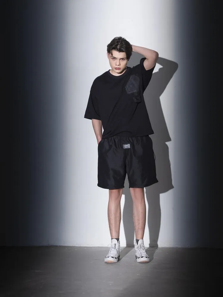 “Nỗi khổ” chỉ những tín đồ all-black mới thấu hiểu và cách hoá giải