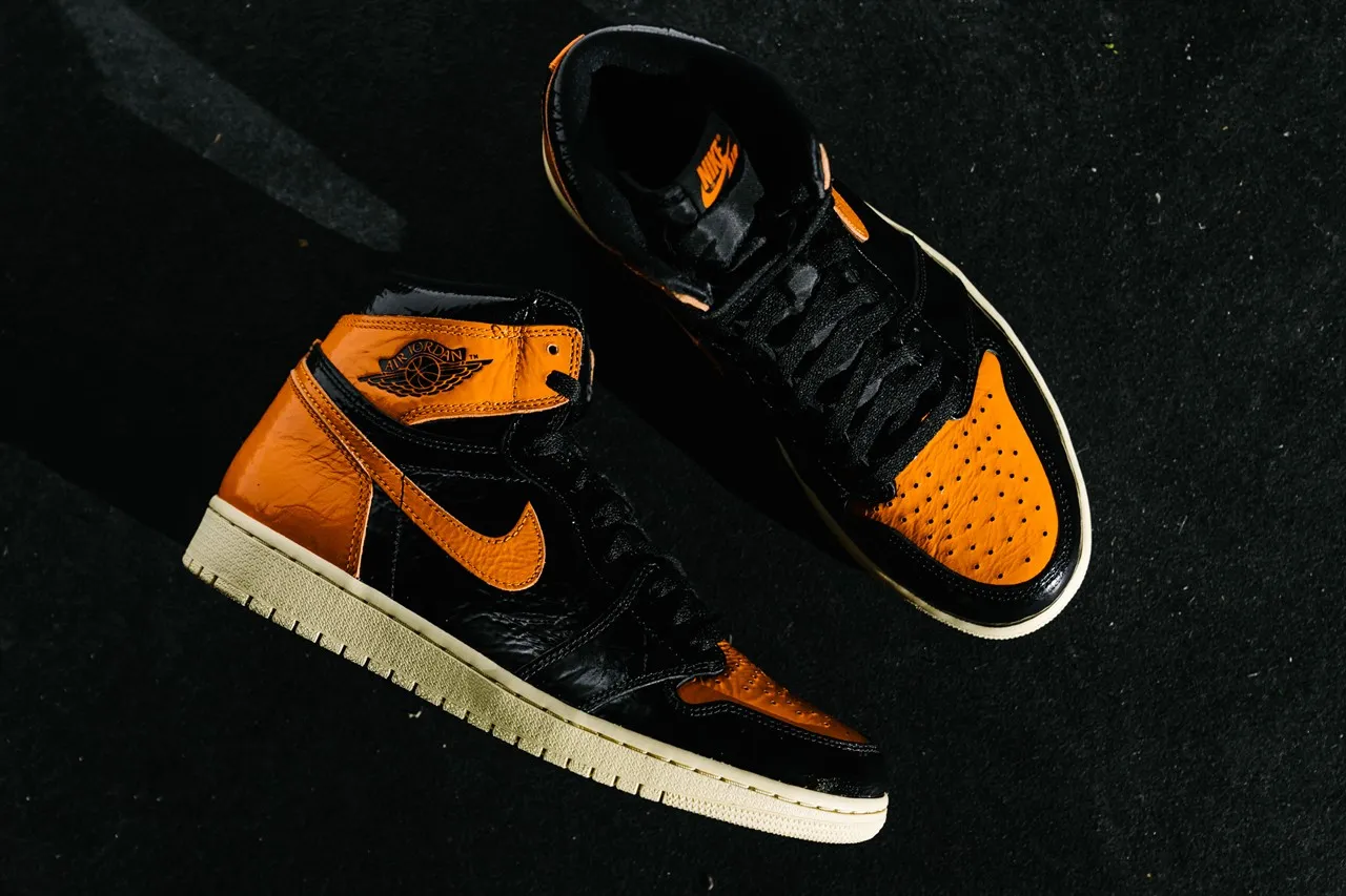 Những góc nhìn cận cảnh trên thiết kế Air Jordan 1 "Shattered Backboard" 3.0