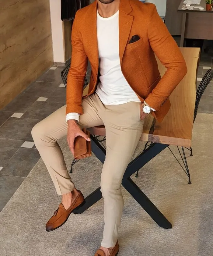 Phối đồ với blazer cùng quần chinos