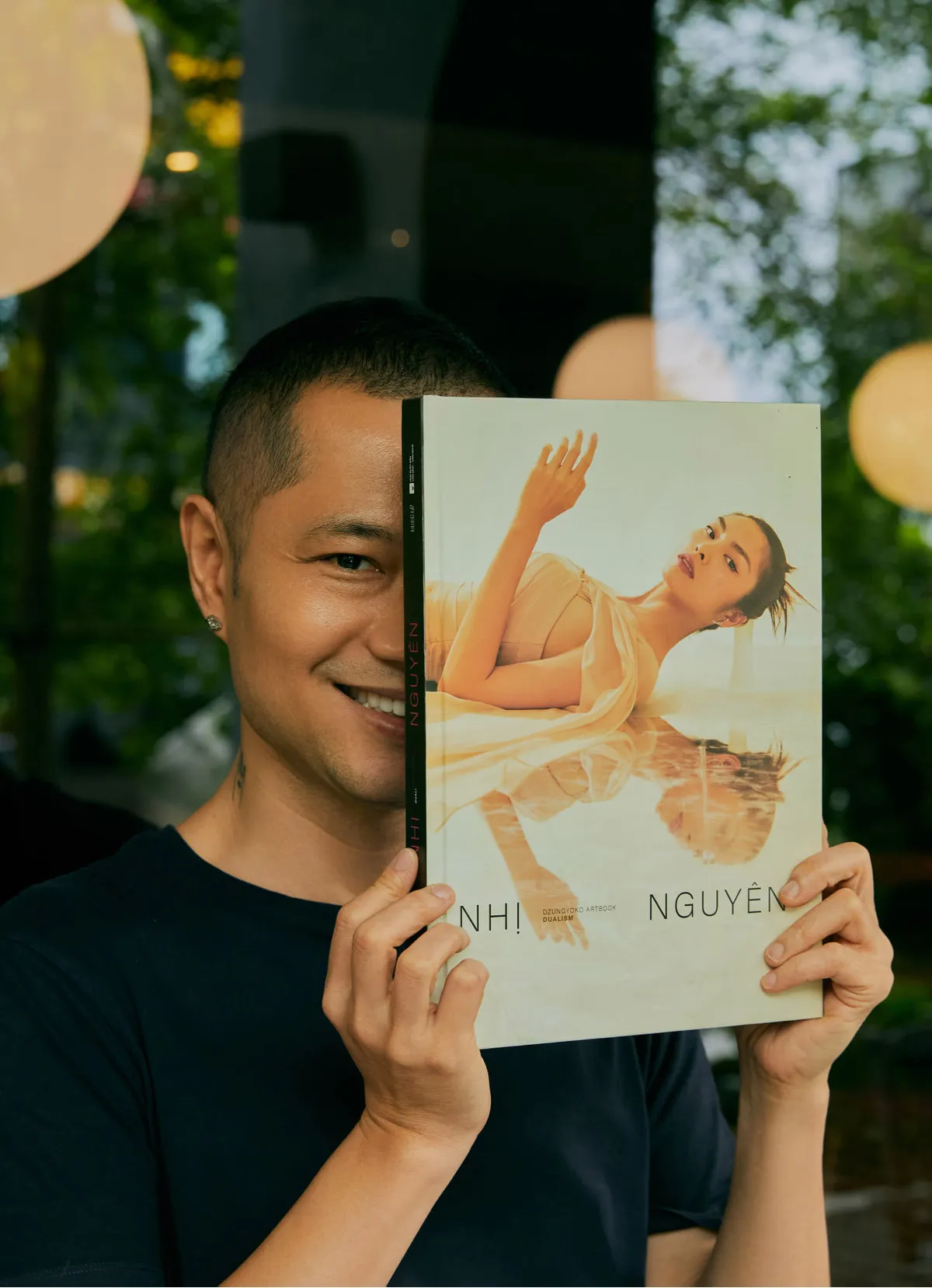 Giám đốc sáng tạo Dzung Yoko ra mắt Artbook thứ 5 - Nhị Nguyên