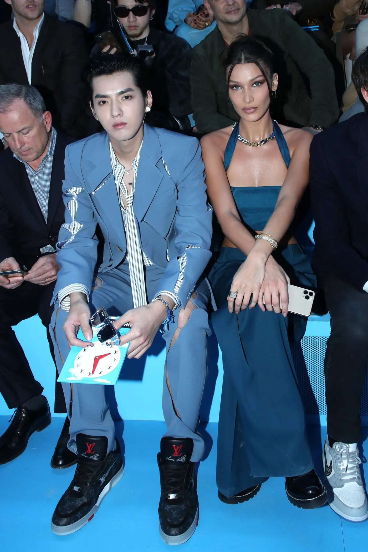 Ngô Diệc Phàm và Bella Hadid chiếm trọn spotlight tại show của Louis Vuitton