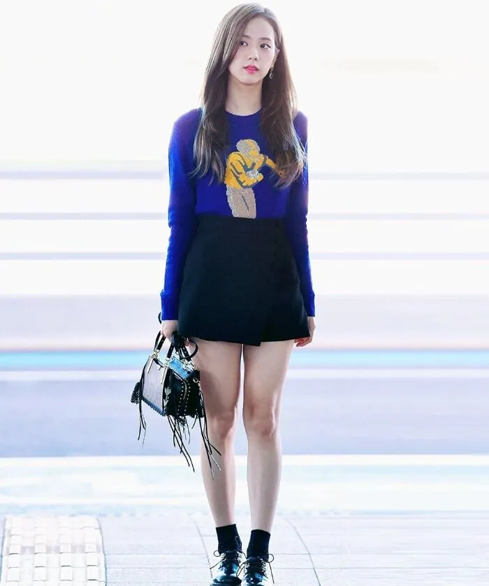 Thời trang sân bay của Jisoo Blackpink