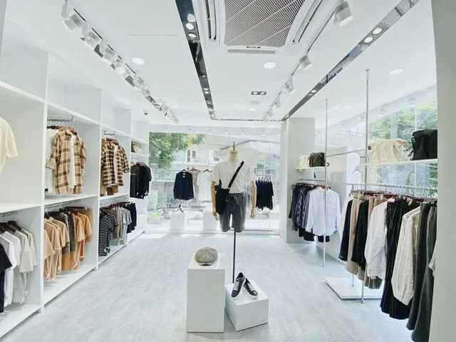 Những local brand theo phong cách thời trang tối giản