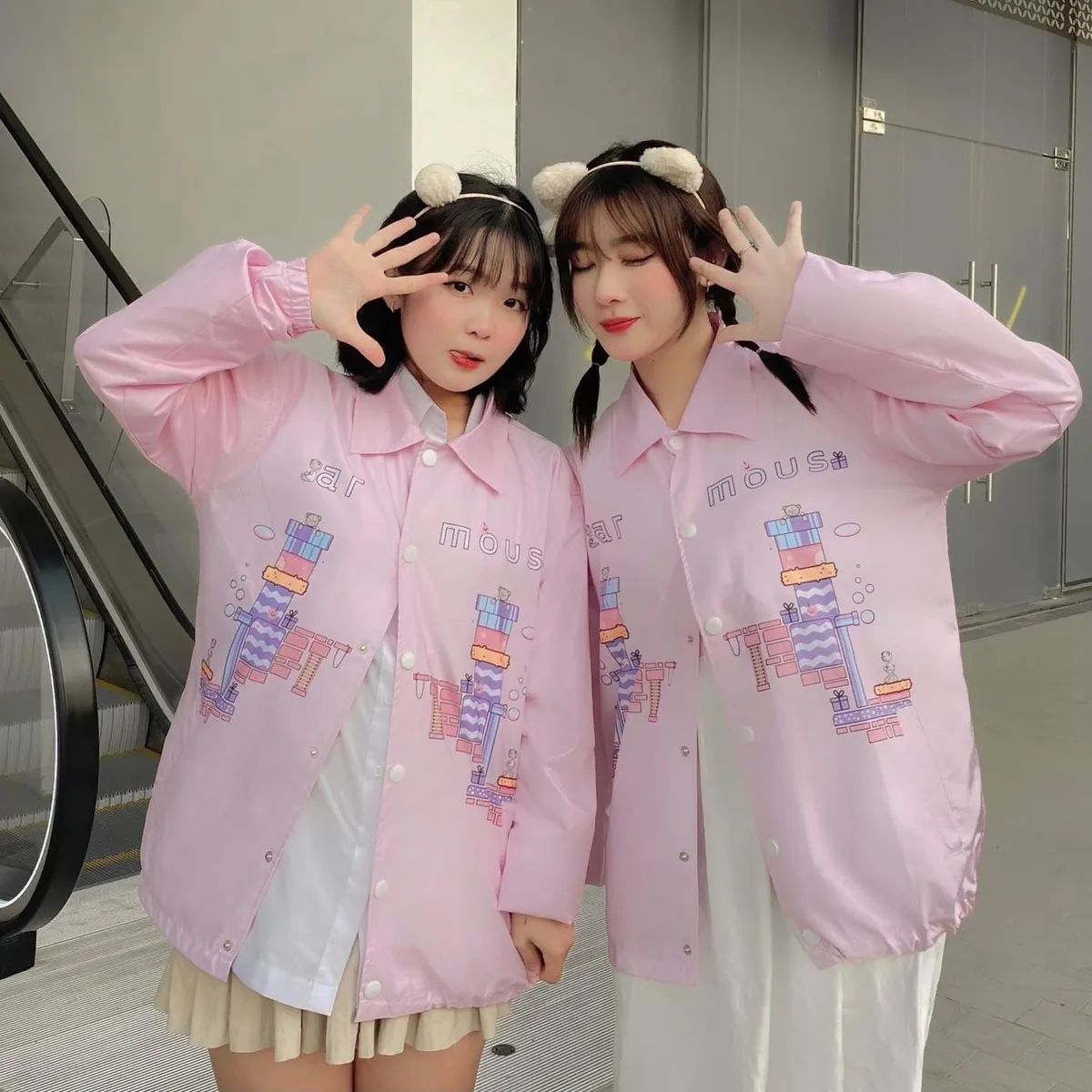 Lên đồ local brand nào dịp Giáng Sinh?
