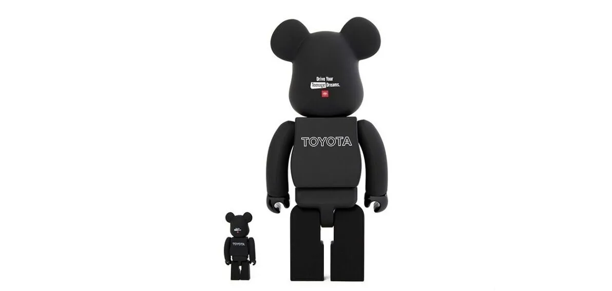 BE@RBRICK tung phiên bản gấu “cool ngầu” cùng TOYOTA