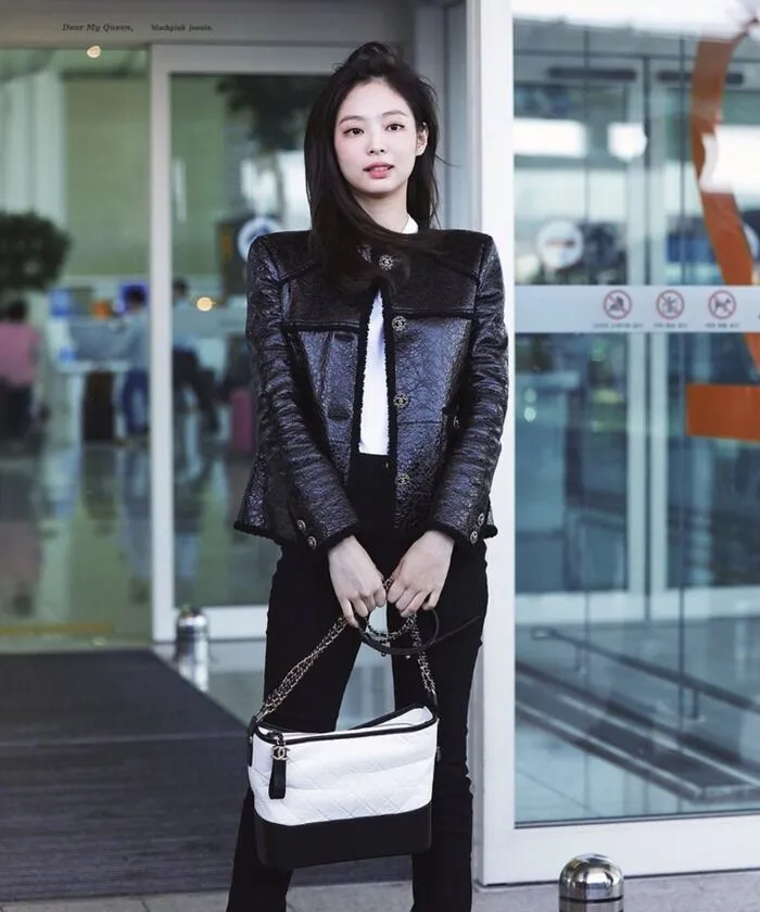 Thời trang sân bay của Jennie Blackpink