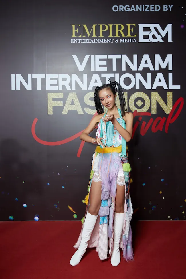 Suboi, Wowy tái xuất đầy nổi bật trên thảm đỏ Vietnam International Fashion