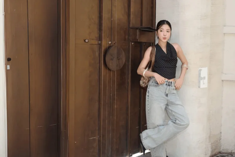 AAA JEANS