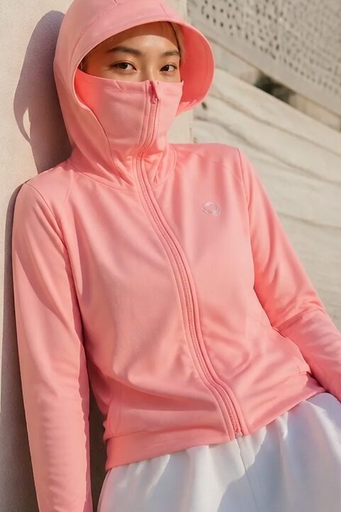 áo hoodie hồng, khóa kéo, mũ trùm đầu, che mặt